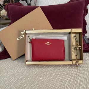 NWT Coach Red Zip Wristlet Gift Set w/ Charms + Box Gold Hardware